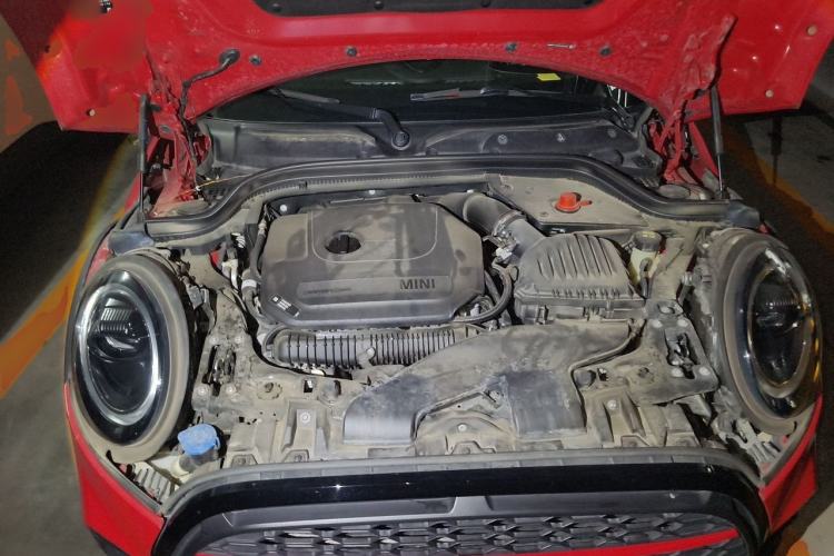 Used MINI JCW 2022 2.0T JOHN COOPER WORKS ALL-IN Engine Bay