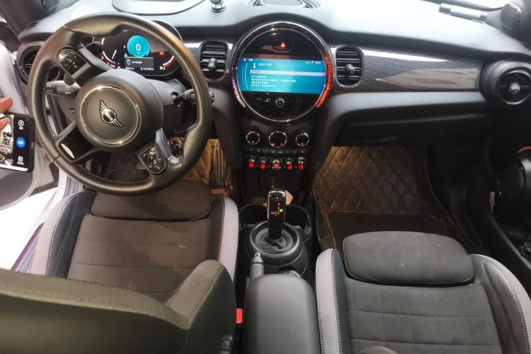 Used MINI JCW 2022 2.0T JOHN COOPER WORKS ALL-IN Center Console