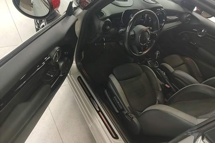 Used MINI JCW 2022 2.0T JOHN COOPER WORKS ALL-IN Driver Seat