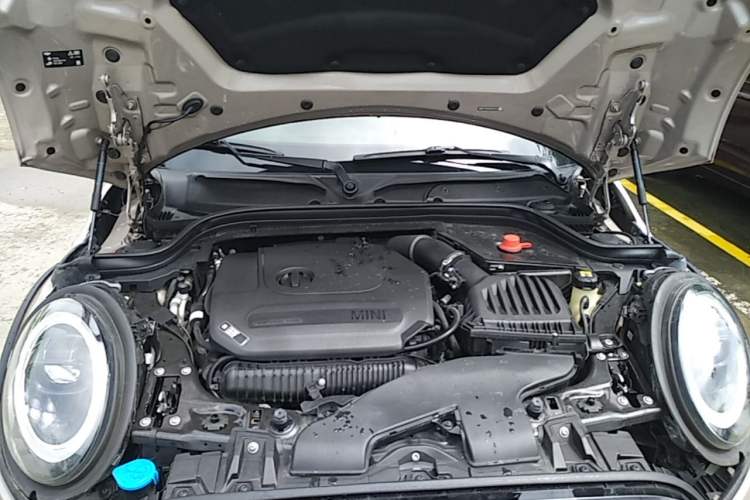 Used MINI JCW 2022 2.0T JOHN COOPER WORKS ALL-IN Engine Bay