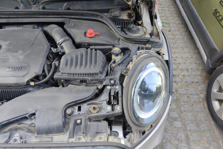 Used MINI JCW 2022 2.0T JOHN COOPER WORKS ALL-IN Engine Bay Left