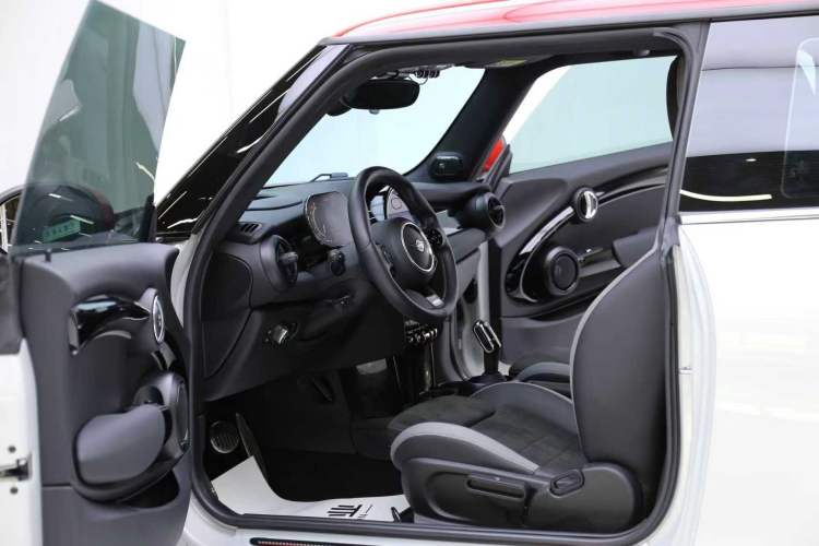 Used MINI JCW 2022 2.0T JOHN COOPER WORKS ALL-IN Interior 1