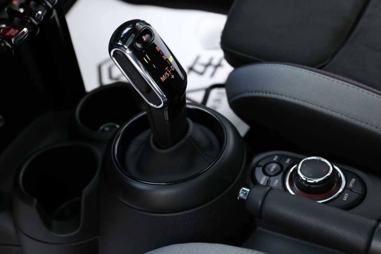 Used MINI JCW 2022 2.0T JOHN COOPER WORKS ALL-IN Interior 5