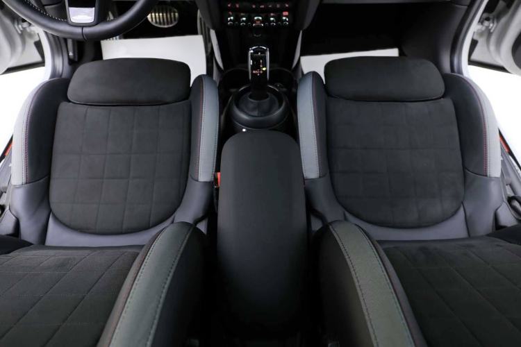 Used MINI JCW 2022 2.0T JOHN COOPER WORKS ALL-IN Interior 6