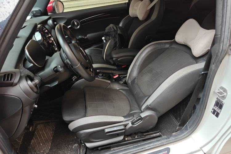 Used MINI JCW 2022 2.0T JOHN COOPER WORKS ALL-IN Left Front Seat