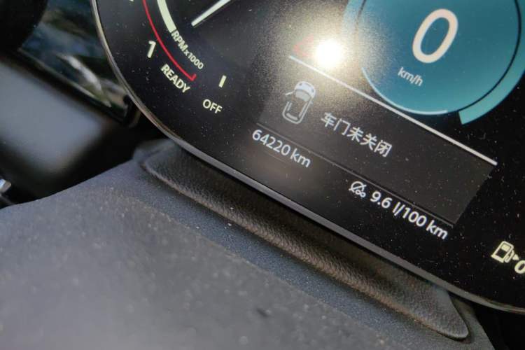 Used MINI JCW 2022 2.0T JOHN COOPER WORKS ALL-IN Odometer Close Up