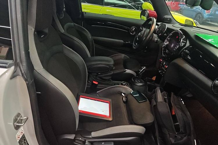 Used MINI JCW 2022 2.0T JOHN COOPER WORKS ALL-IN Right Front Seat