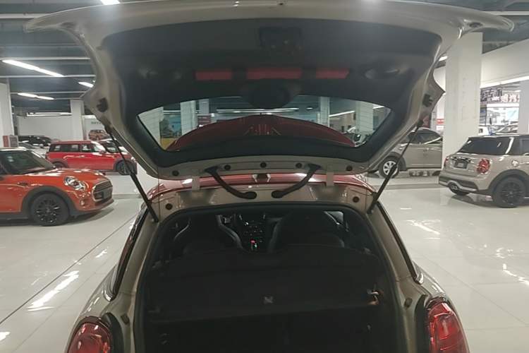 Used MINI JCW 2022 2.0T JOHN COOPER WORKS ALL-IN Trunk