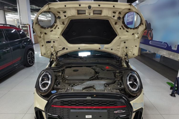Used MINI JCW 2022 2.0T JOHN COOPER WORKS ALL-IN Engine Bay