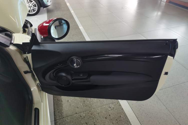 Used MINI JCW 2022 2.0T JOHN COOPER WORKS ALL-IN Interior 5