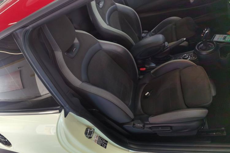 Used MINI JCW 2022 2.0T JOHN COOPER WORKS ALL-IN Right Front Seat