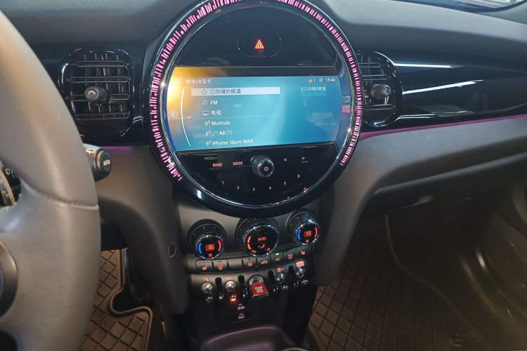 Used MINI JCW 2023 2.0T JOHN COOPER WORKS Pat Moss Commemorative Edition Audio And AC Panel