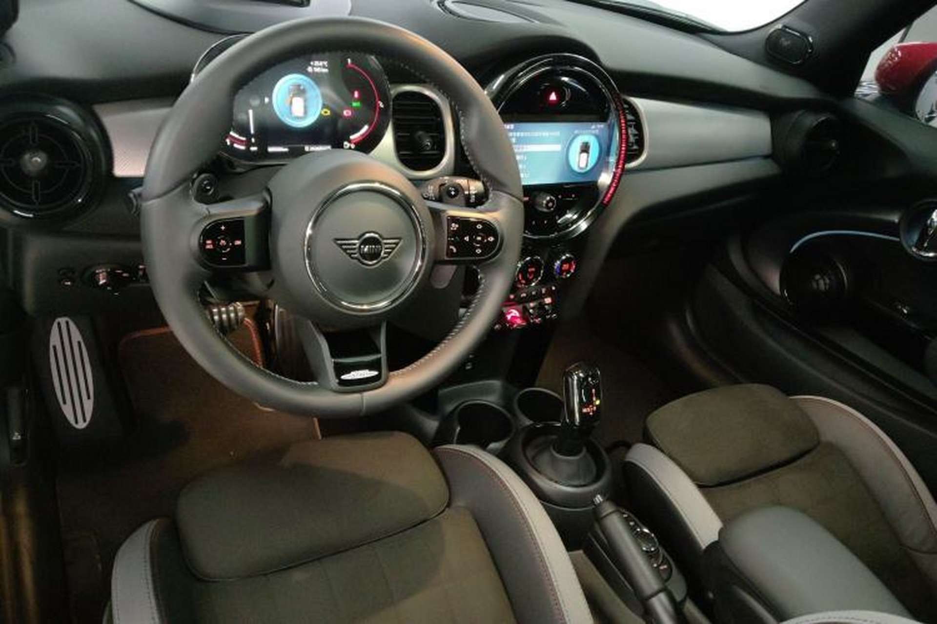 Used MINI JCW 2023 Facelift 2.0T JOHN COOPER WORKS ALL-IN Center Console