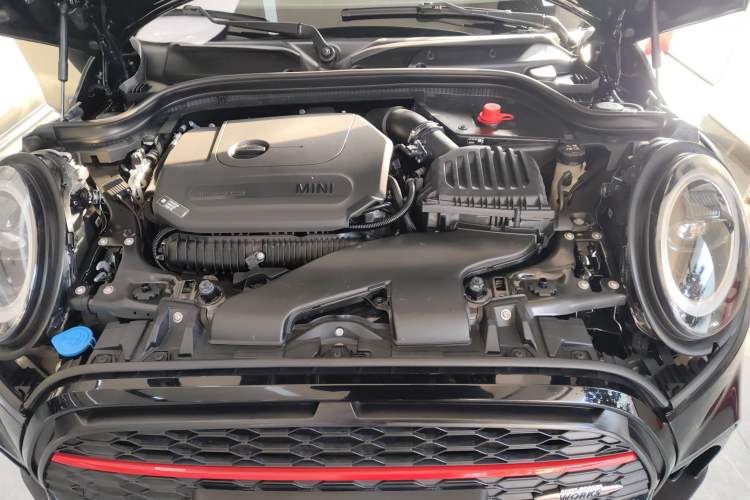 Used MINI JCW 2023 Facelift 2.0T JOHN COOPER WORKS ALL-IN Engine Bay