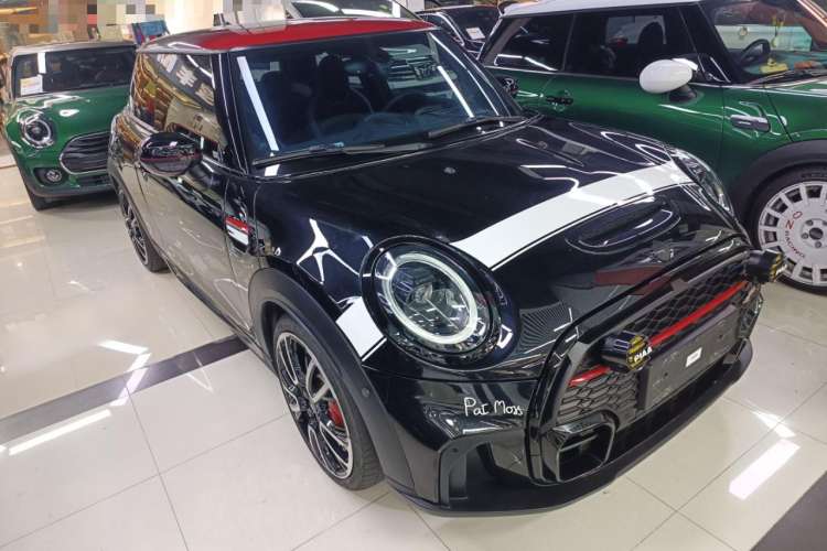Used MINI JCW 2023 2.0T JOHN COOPER WORKS Pat Moss Commemorative Edition Exterior 2