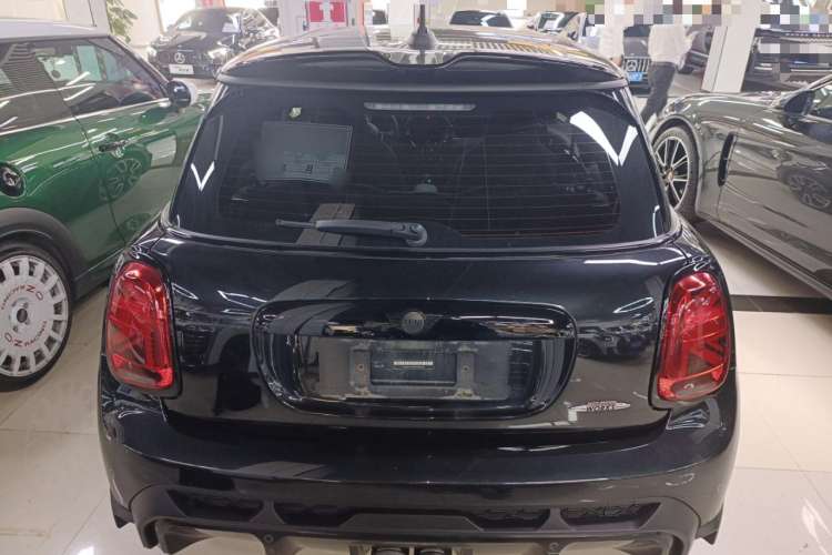 Used MINI JCW 2023 2.0T JOHN COOPER WORKS Pat Moss Commemorative Edition Exterior 4
