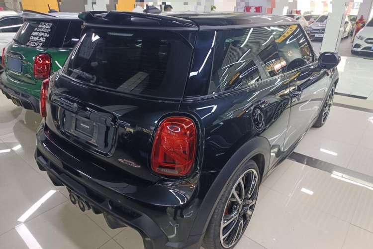 Used MINI JCW 2023 2.0T JOHN COOPER WORKS Pat Moss Commemorative Edition Exterior 5