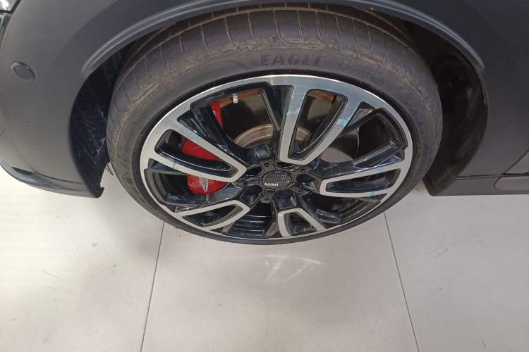 Used MINI JCW 2023 2.0T JOHN COOPER WORKS Pat Moss Commemorative Edition Exterior 7