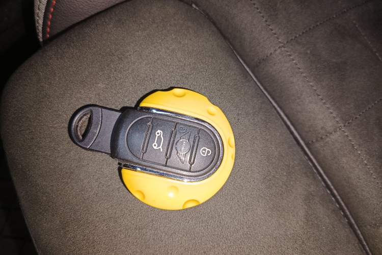 Used MINI JCW 2023 2.0T JOHN COOPER WORKS Pat Moss Commemorative Edition Interior 1
