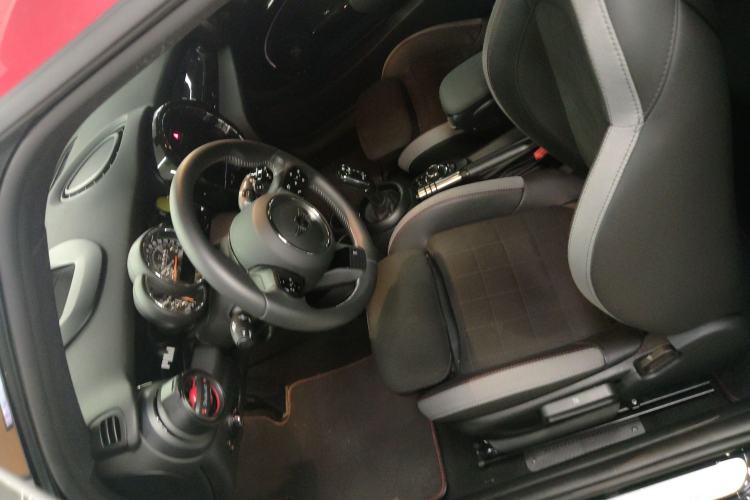 Used MINI JCW 2023 2.0T JOHN COOPER WORKS Pat Moss Commemorative Edition Left Front Seat