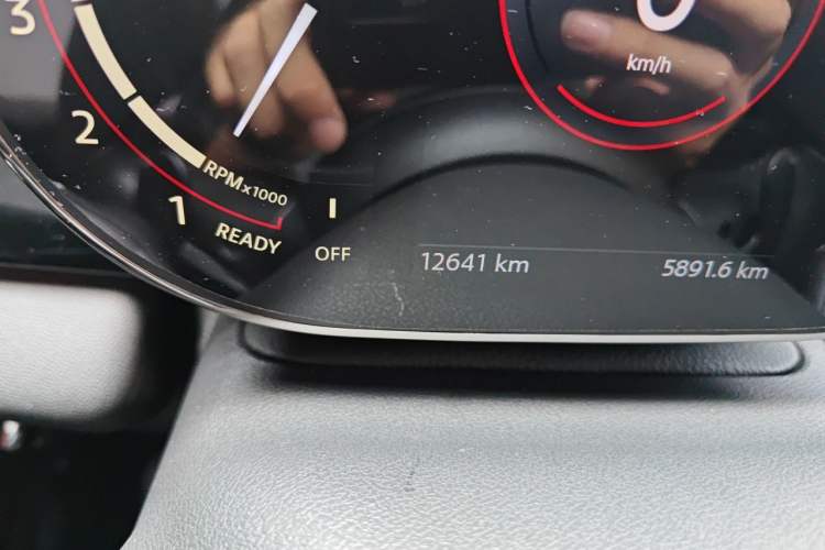 Used MINI JCW 2023 Facelift 2.0T JOHN COOPER WORKS ALL-IN Odometer Close Up