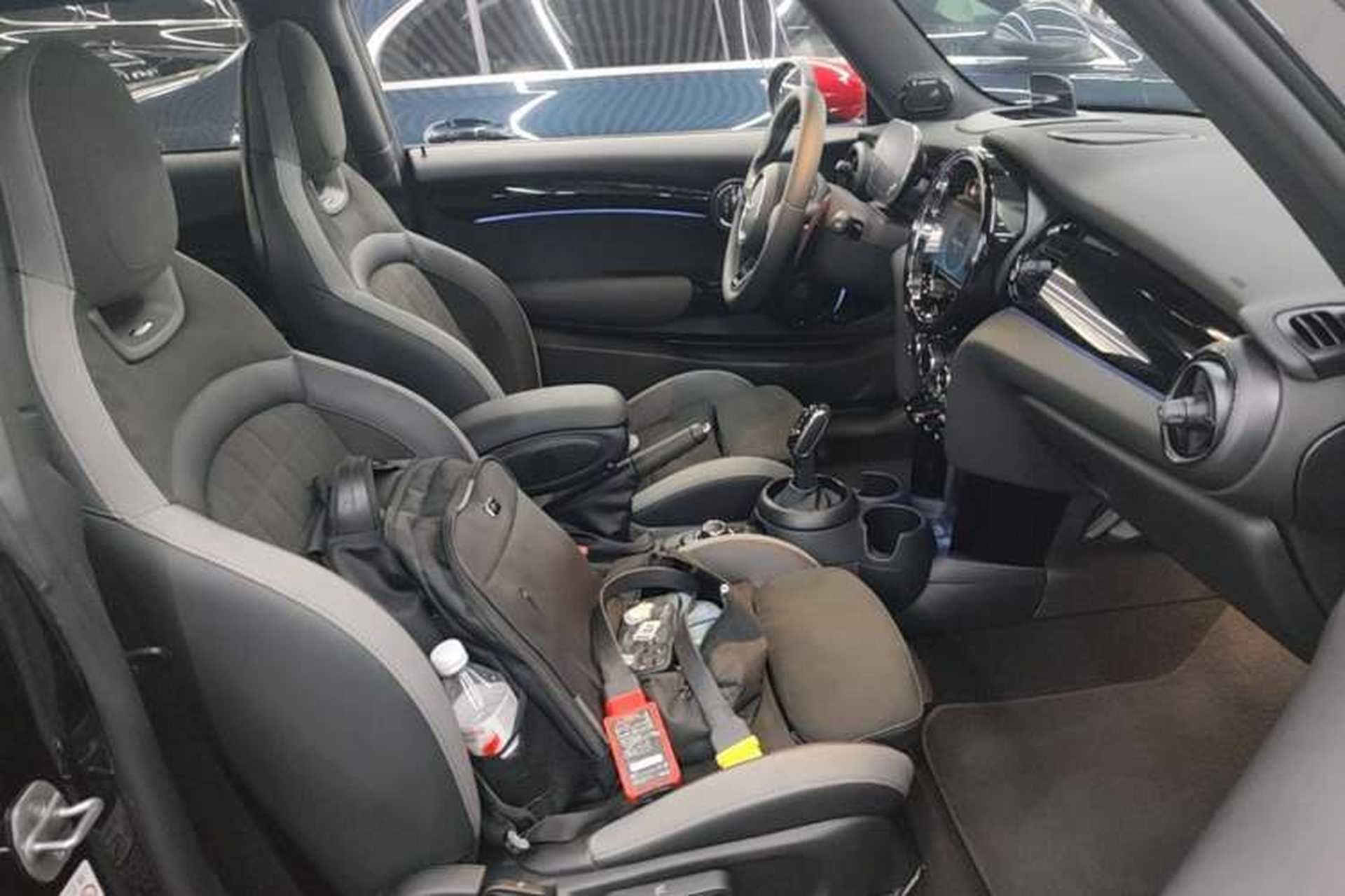 Used MINI JCW 2023 Facelift 2.0T JOHN COOPER WORKS ALL-IN Right Front Seat