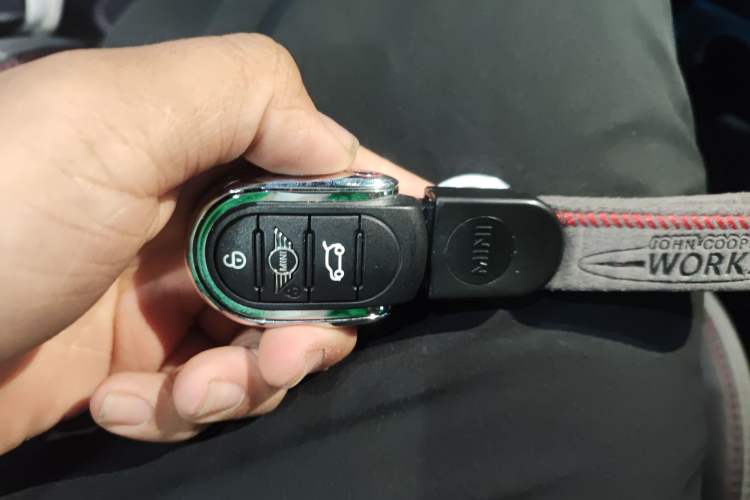 Used MINI JCW 2023 Facelift 2.0T JOHN COOPER WORKS ALL-IN Vehicle Key