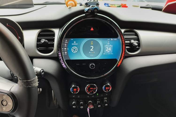 Used MINI JCW 2023 Facelift 2.0T JOHN COOPER WORKS ALL-IN Audio And AC Panel