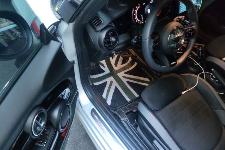 Used MINI JCW 2023 2.0T JOHN COOPER WORKS ALL-IN Driver Seat