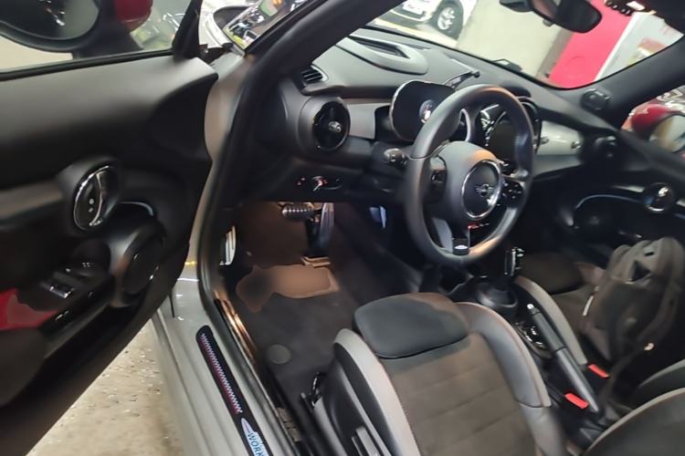 Used MINI JCW 2023 2.0T JOHN COOPER WORKS ALL-IN Driver Seat