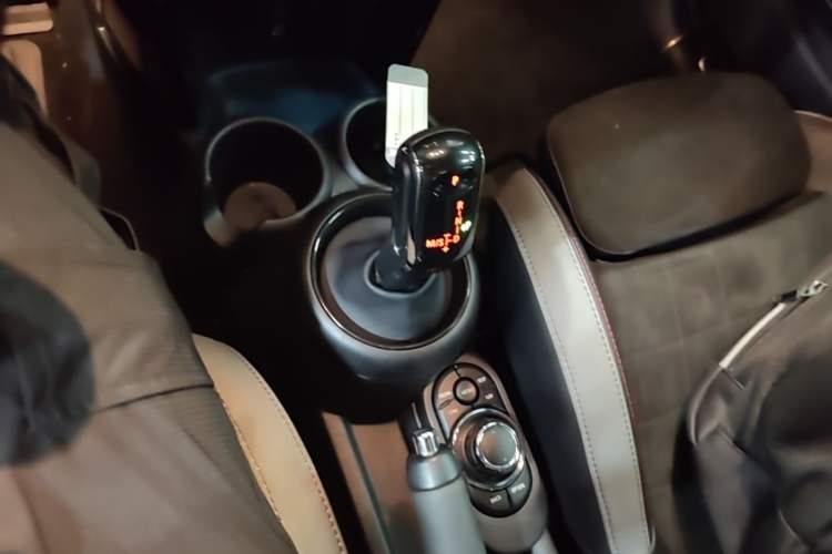 Used MINI JCW 2023 2.0T JOHN COOPER WORKS ALL-IN Gear Lever