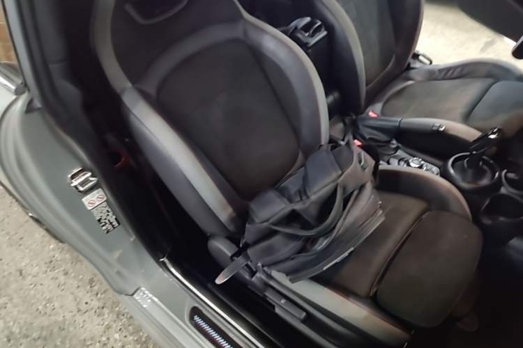 Used MINI JCW 2023 2.0T JOHN COOPER WORKS ALL-IN Right Front Seat