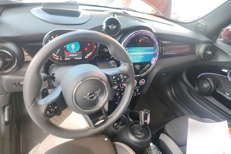 Used MINI JCW 2023 Facelift 2.0T JOHN COOPER WORKS ALL-IN Center Console