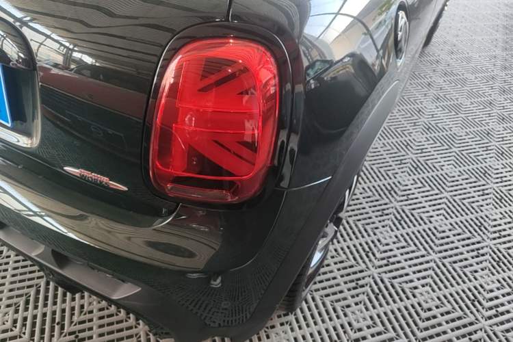 Used MINI JCW 2023 Facelift 2.0T JOHN COOPER WORKS ALL-IN Exterior 3