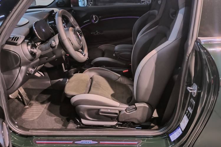 Used MINI JCW 2023 2.0T JOHN COOPER WORKS ALL-IN Interior 1