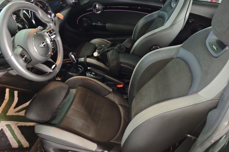 Used MINI JCW 2023 Facelift 2.0T JOHN COOPER WORKS ALL-IN Left Front Seat