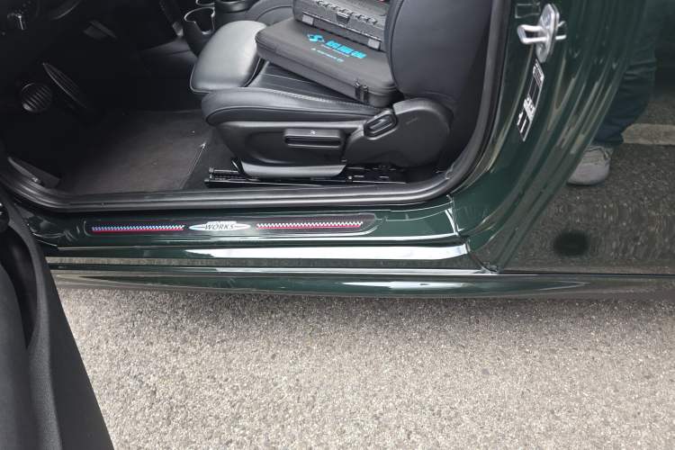 Used MINI JCW 2023 Facelift 2.0T JOHN COOPER WORKS ALL-IN Left Side Sill