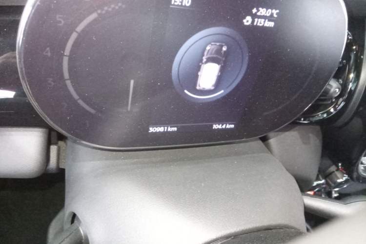 Used MINI JCW 2023 2.0T JOHN COOPER WORKS ALL-IN Odometer Close Up