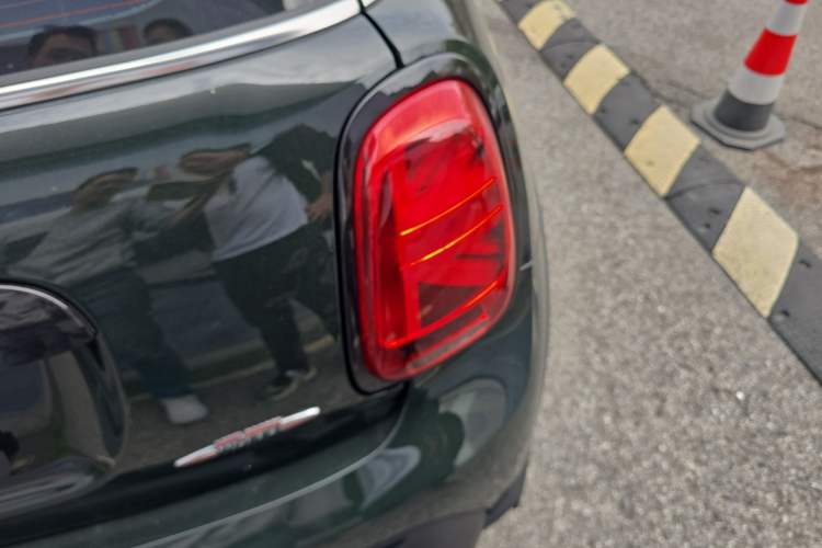 Used MINI JCW 2023 Facelift 2.0T JOHN COOPER WORKS ALL-IN Right Rear Taillight