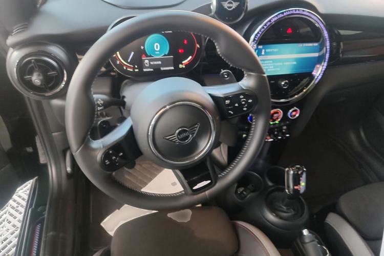 Used MINI JCW 2023 Facelift 2.0T JOHN COOPER WORKS ALL-IN Steering Wheel