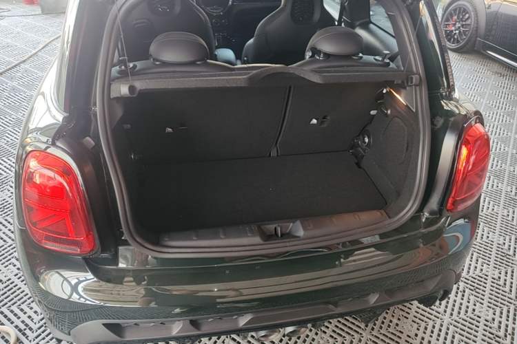 Used MINI JCW 2023 Facelift 2.0T JOHN COOPER WORKS ALL-IN Trunk