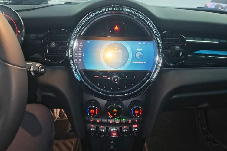 Used MINI JCW 2023 Facelift 2.0T JOHN COOPER WORKS ALL-IN Audio And AC Panel