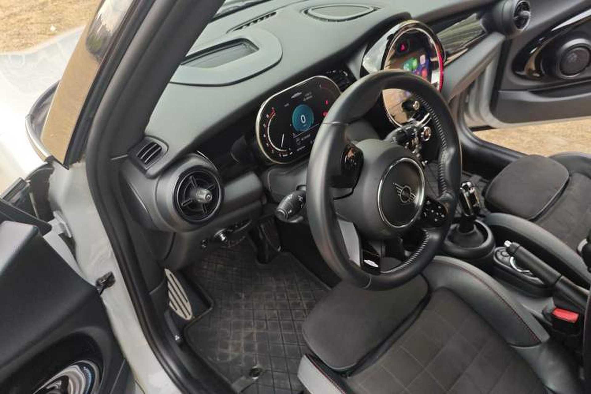 Used MINI JCW 2023 Facelift 2.0T JOHN COOPER WORKS ALL-IN Driver Seat