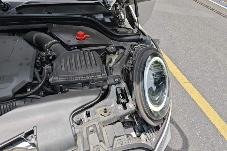 Used MINI JCW 2023 Facelift 2.0T JOHN COOPER WORKS ALL-IN Engine Bay Left
