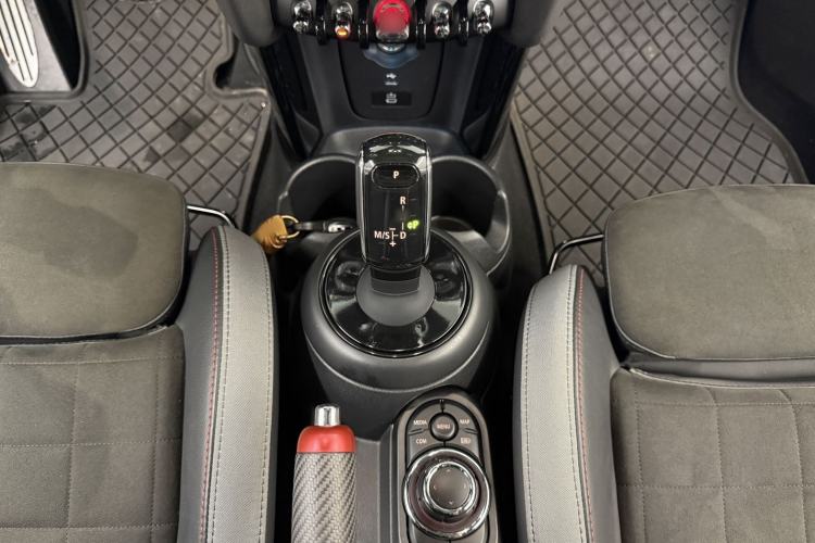 Used MINI JCW 2023 Facelift 2.0T JOHN COOPER WORKS ALL-IN Interior 2