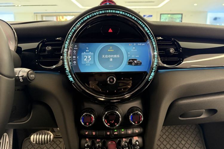 Used MINI JCW 2023 Facelift 2.0T JOHN COOPER WORKS ALL-IN Interior 5