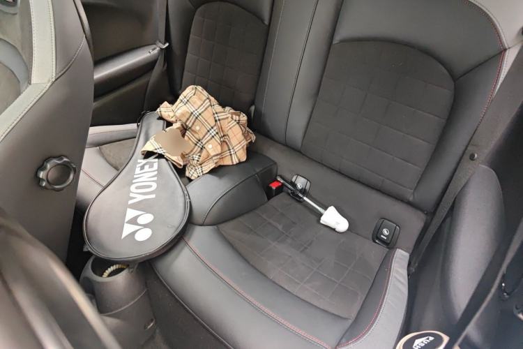 Used MINI JCW 2023 Facelift 2.0T JOHN COOPER WORKS ALL-IN Left Rear Seat