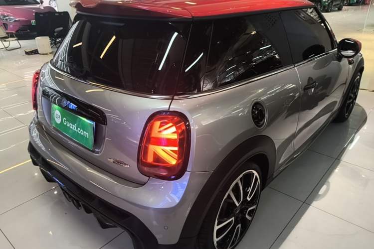 Used MINI JCW 2023 Facelift 2.0T JOHN COOPER WORKS ALL-IN Rear Right 45 Deg
