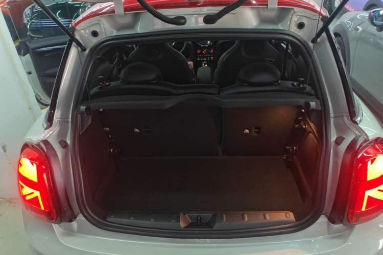 Used MINI JCW 2023 Facelift 2.0T JOHN COOPER WORKS ALL-IN Trunk