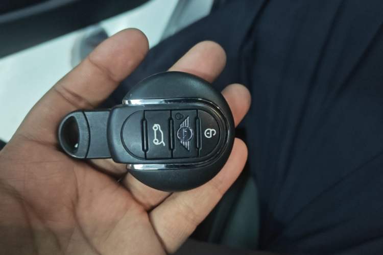 Used MINI JCW 2023 Facelift 2.0T JOHN COOPER WORKS ALL-IN Vehicle Key
